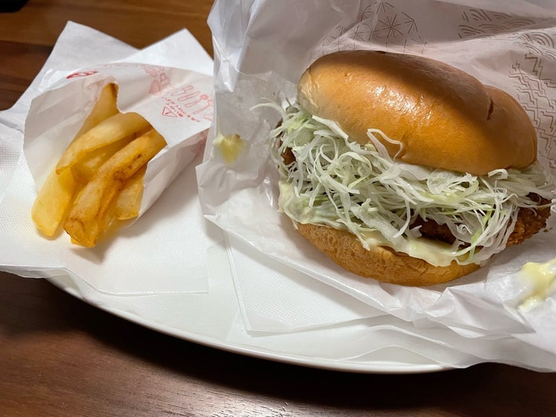モスでテイクアウトした晩ごはんの画像