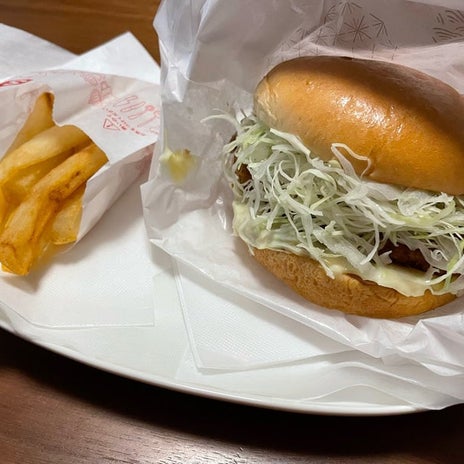 モスでテイクアウトした晩ごはんの画像