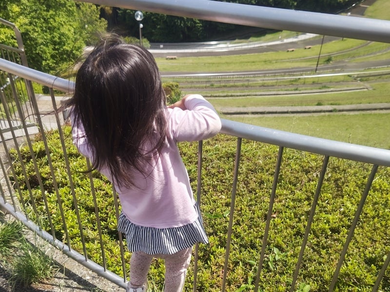 音鳴る靴で子ども見失わないの画像