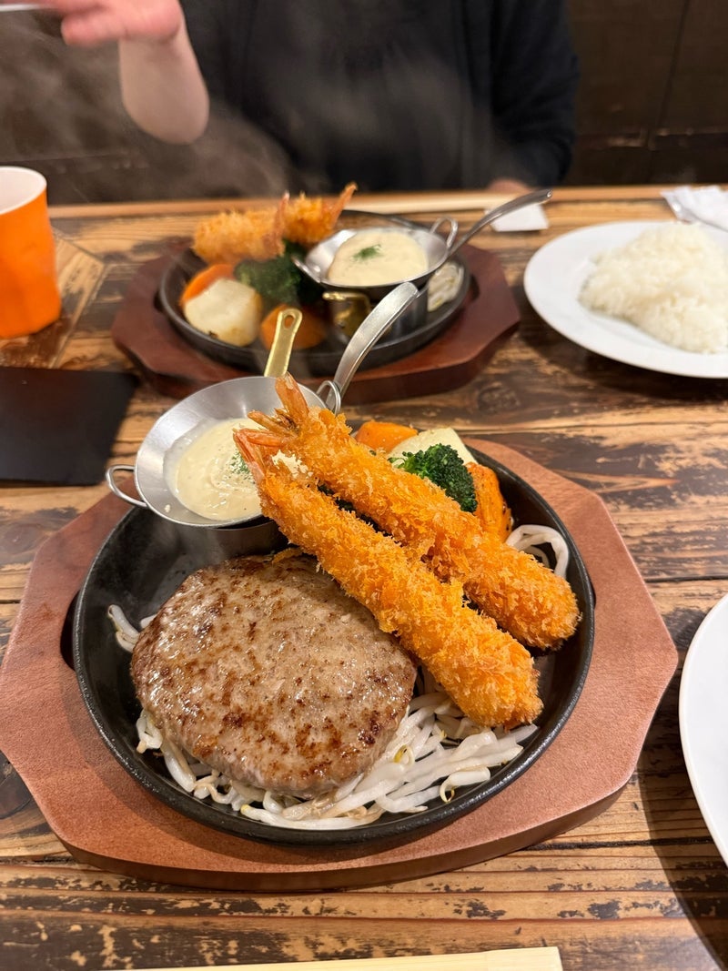 父のお参り後に妹と食べたランチの画像