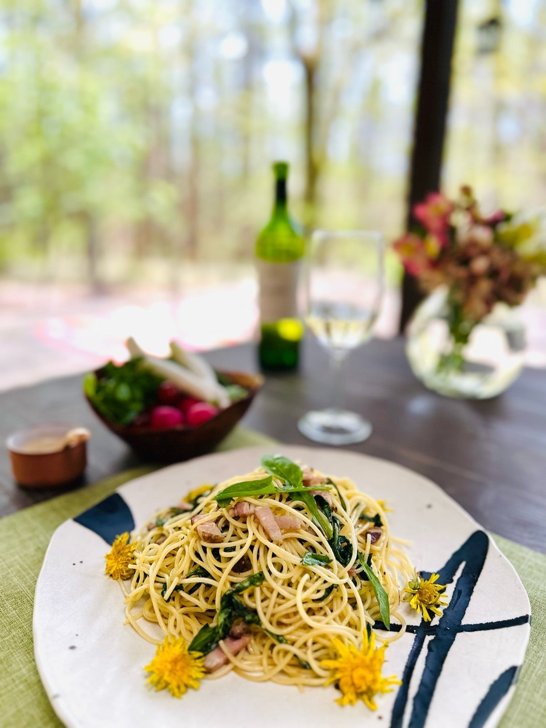 山に行くと作るたんぽぽパスタ