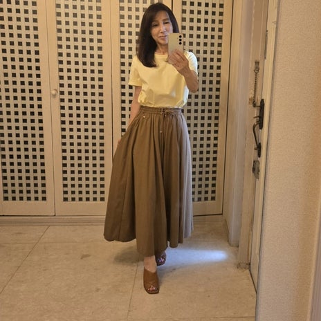 眉毛サロンを思い出し途中のメイクの画像