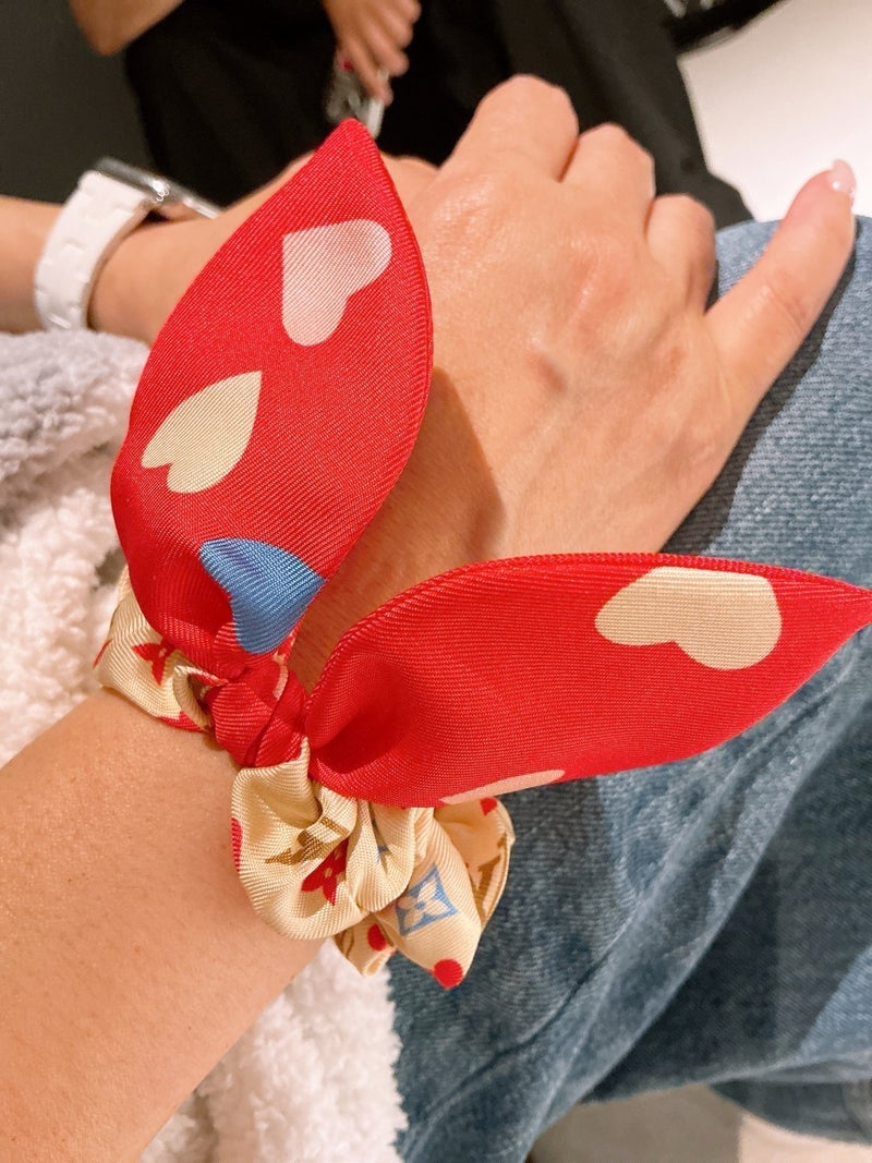 美奈代の夫 妻のルイヴィトンシュシュの画像