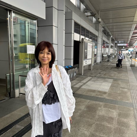 堀ちえみの夫 妻を見送り1人でTKGの画像