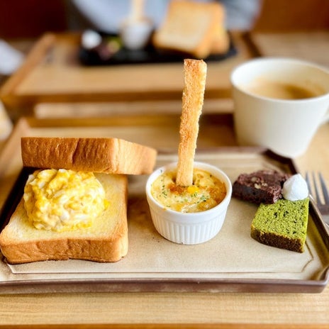 結局は食っちゃ寝になってしまった旅の画像