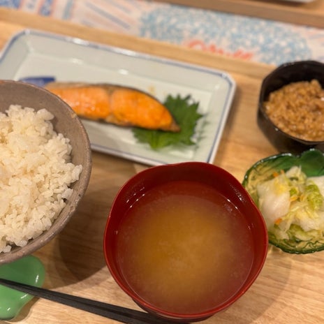 だいたの夫 カニから鮭への晩ご飯変更の画像