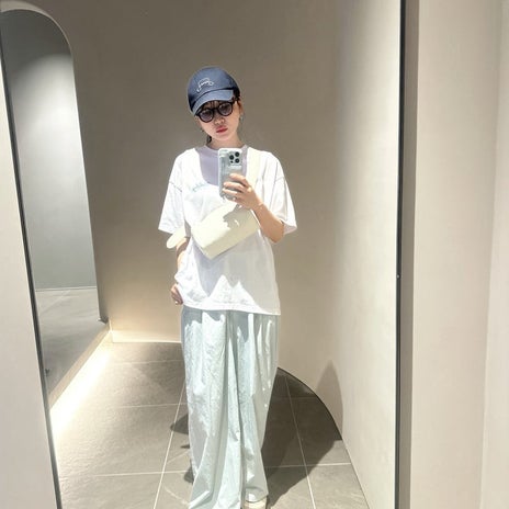 桃 旅行で不便な服から着替えた訳の画像