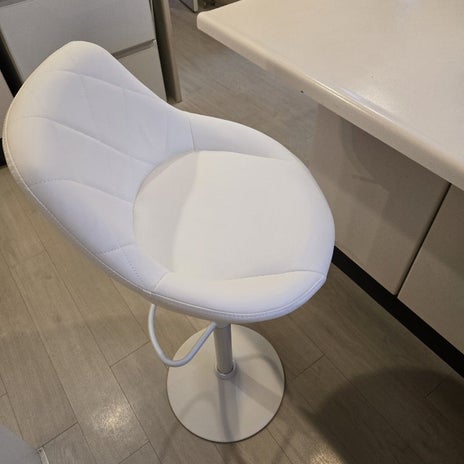 大満足だったカウンターチェアの画像