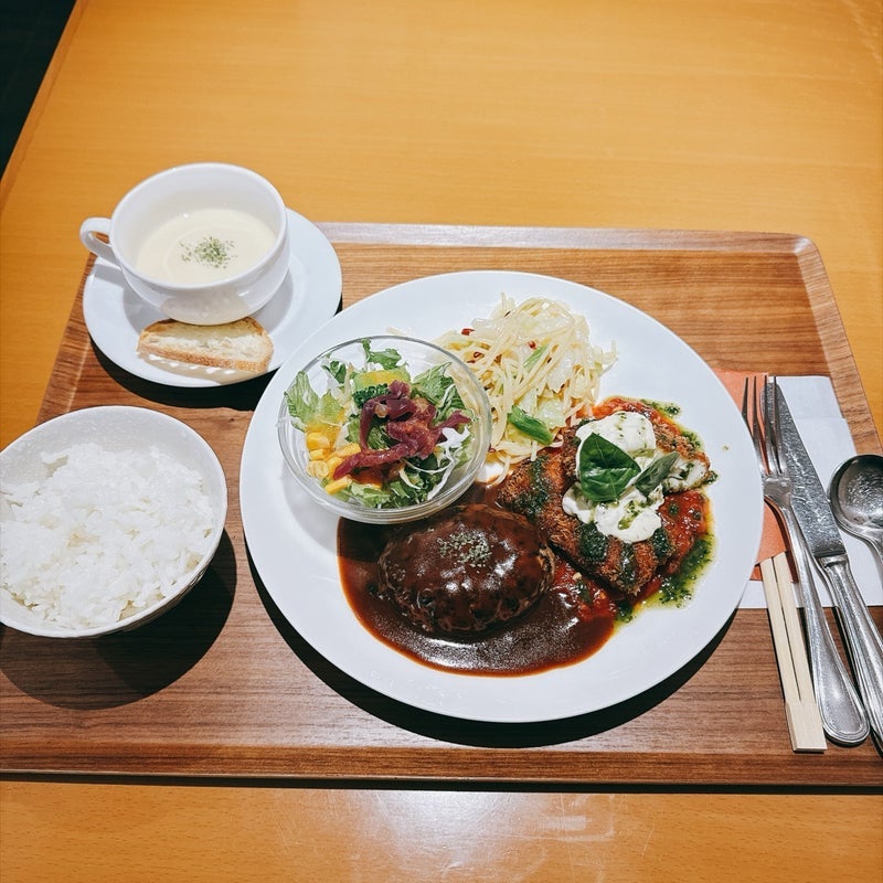 ブランチから夜食まで食べた一日の画像