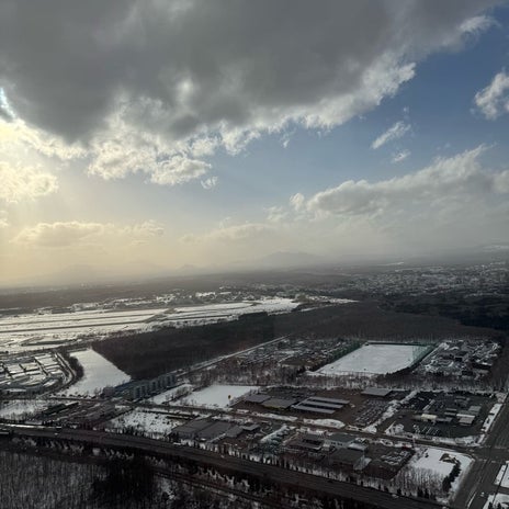 堀ちえみ 15℃低い札幌に到着の画像
