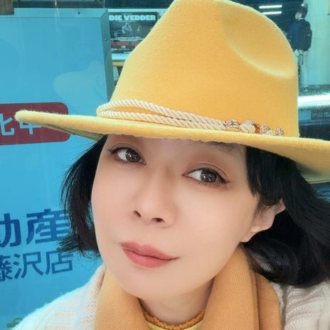 鬱陶しい瞼の重みと眉下リフトの画像