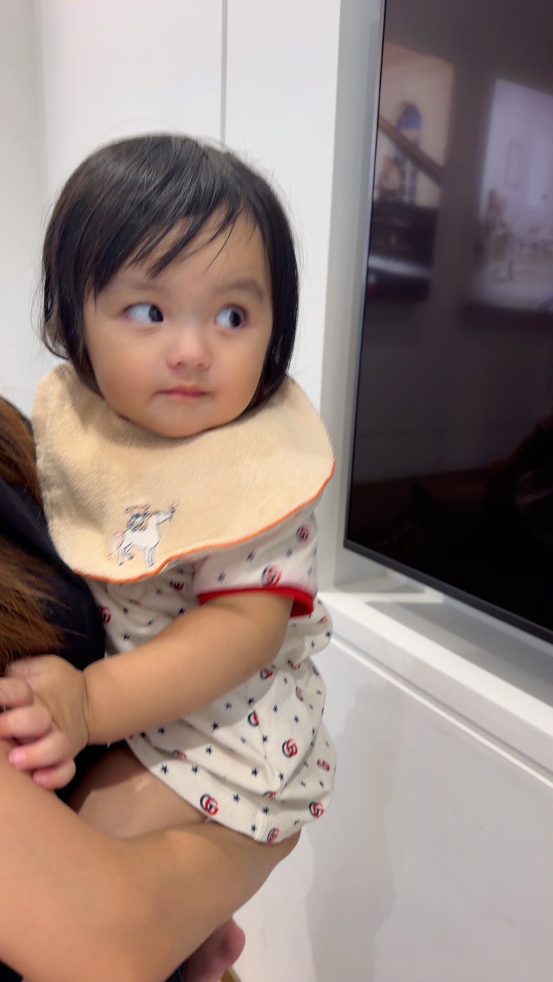 川崎希 3才の服が1才にぴったりの画像