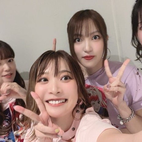 楽しかったイベントでの特別な再会の画像