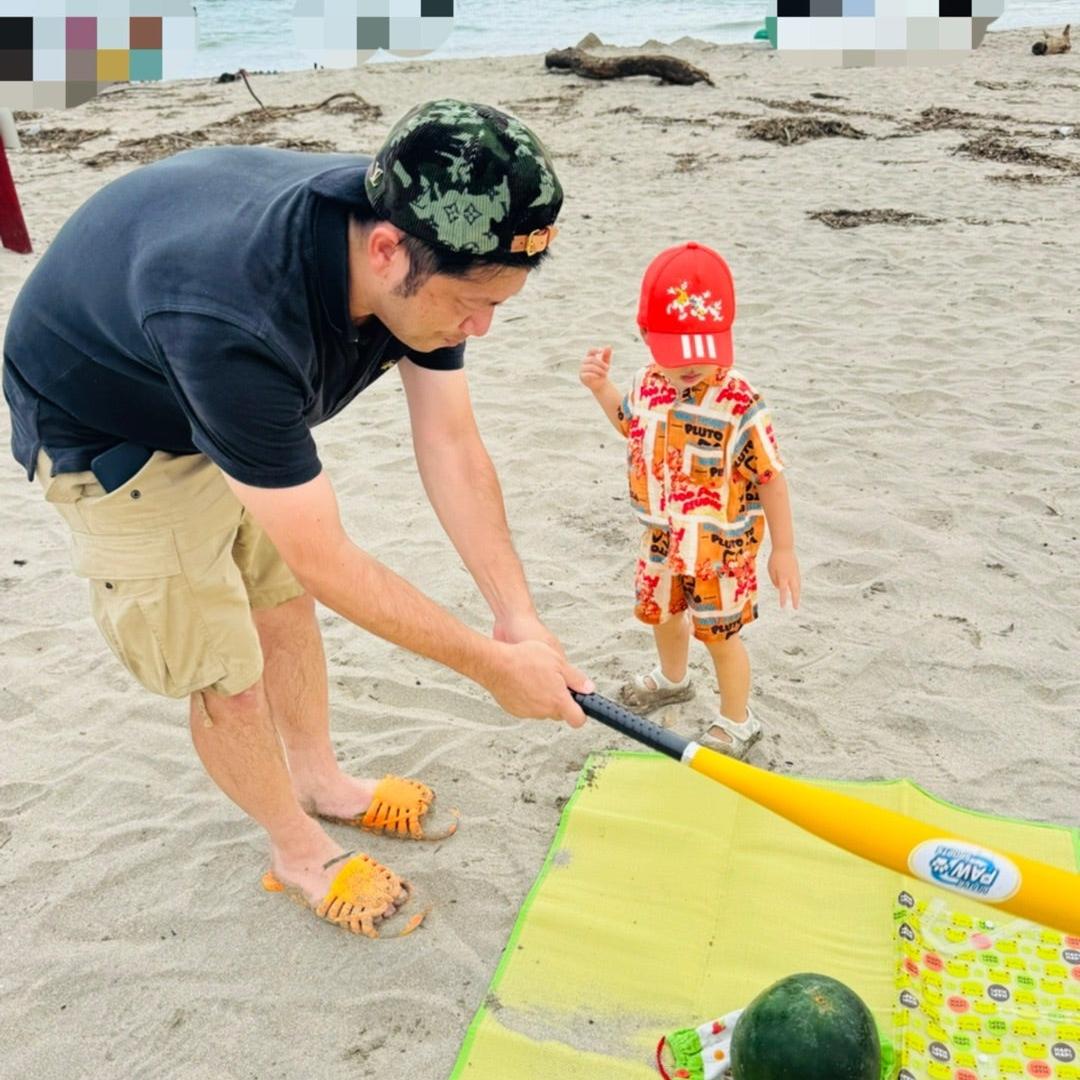 だいた 海でのスイカ割りの結果の画像