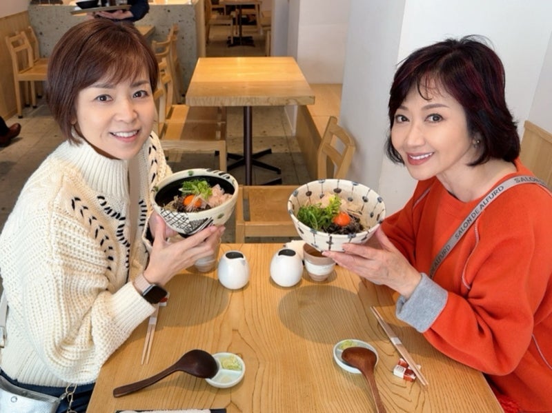 励ましてくれる仲間のいる幸せの画像