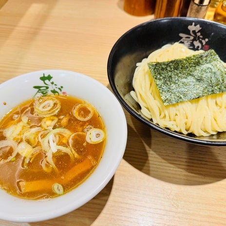 薬丸 羽田空港で晩御飯につけ麺の画像