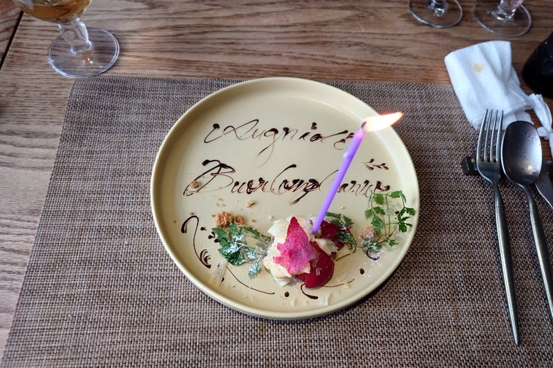 夫にお姫様だっこされた二日酔いの画像