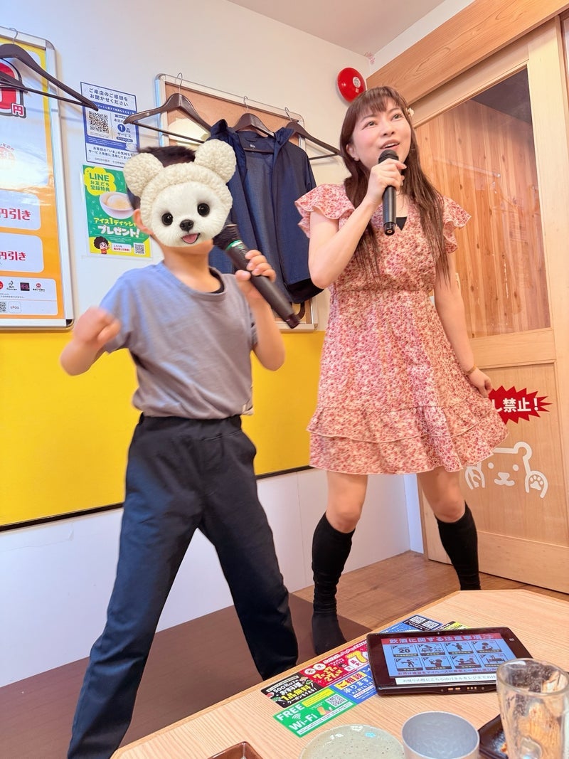 居酒屋の個室で貸切カラオケ