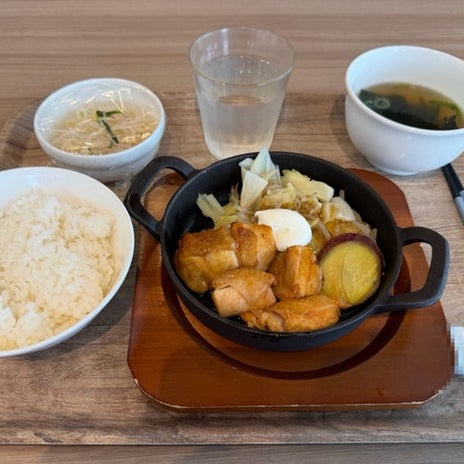 社食で会ったキーパーソンが学友の画像