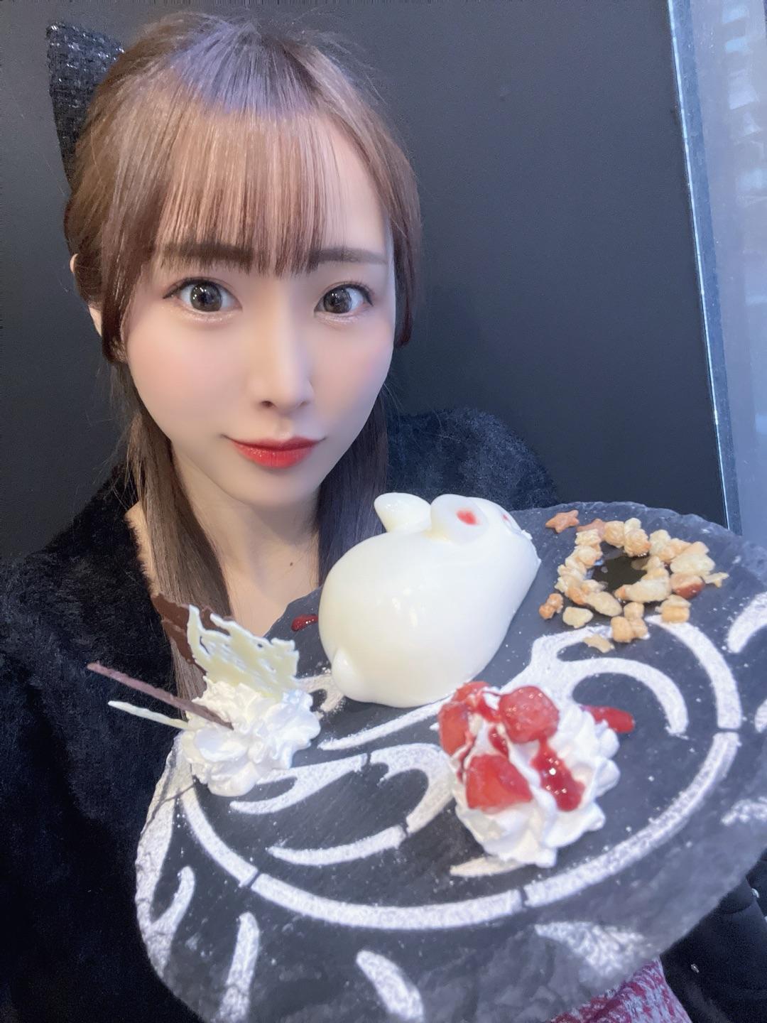 おしゃれなカフェ活で食べた物の画像