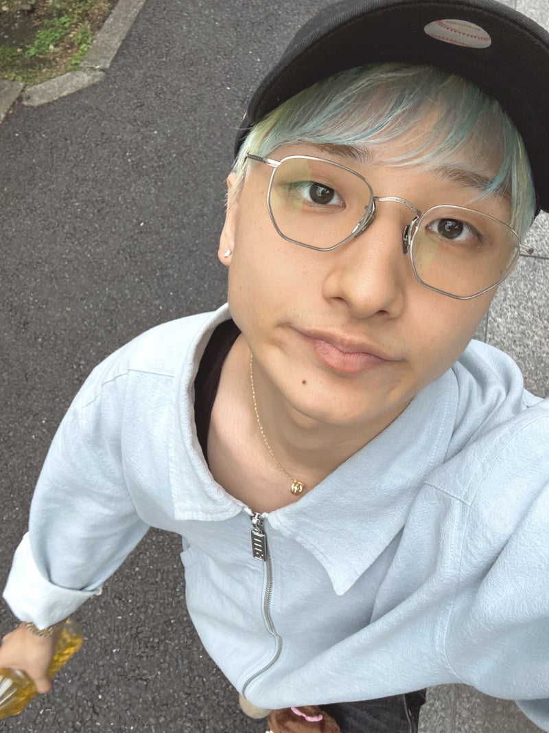 前髪を入れて坊っちゃますぎた髪型の画像