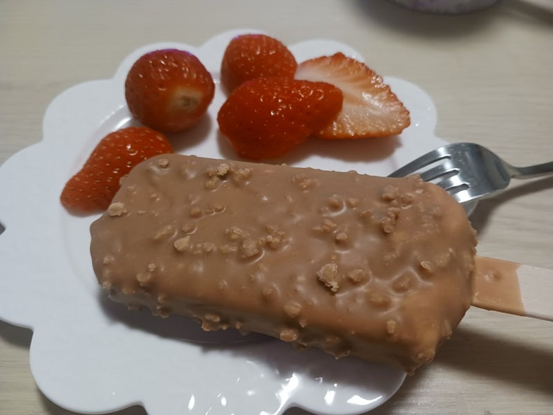 タガが外れたようにお腹パンパンな夜の画像