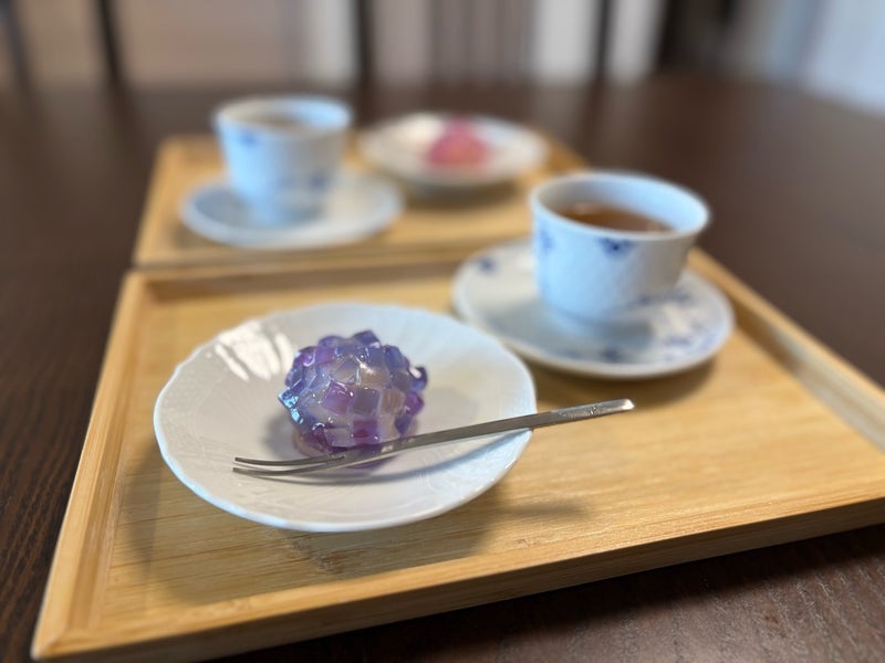 予想通り娘が選んだ紫陽花の和菓子の画像