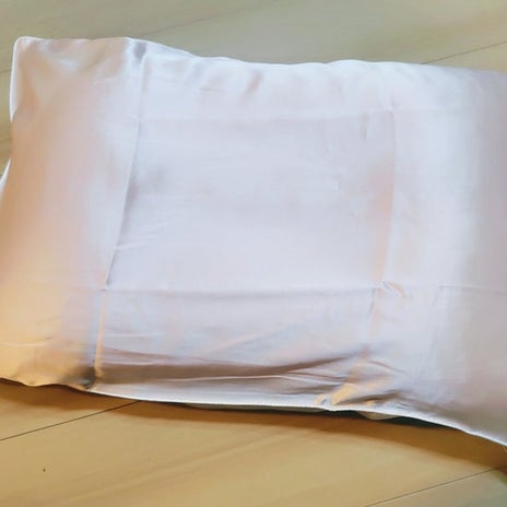 乾燥する髪のため買った枕カバーの画像