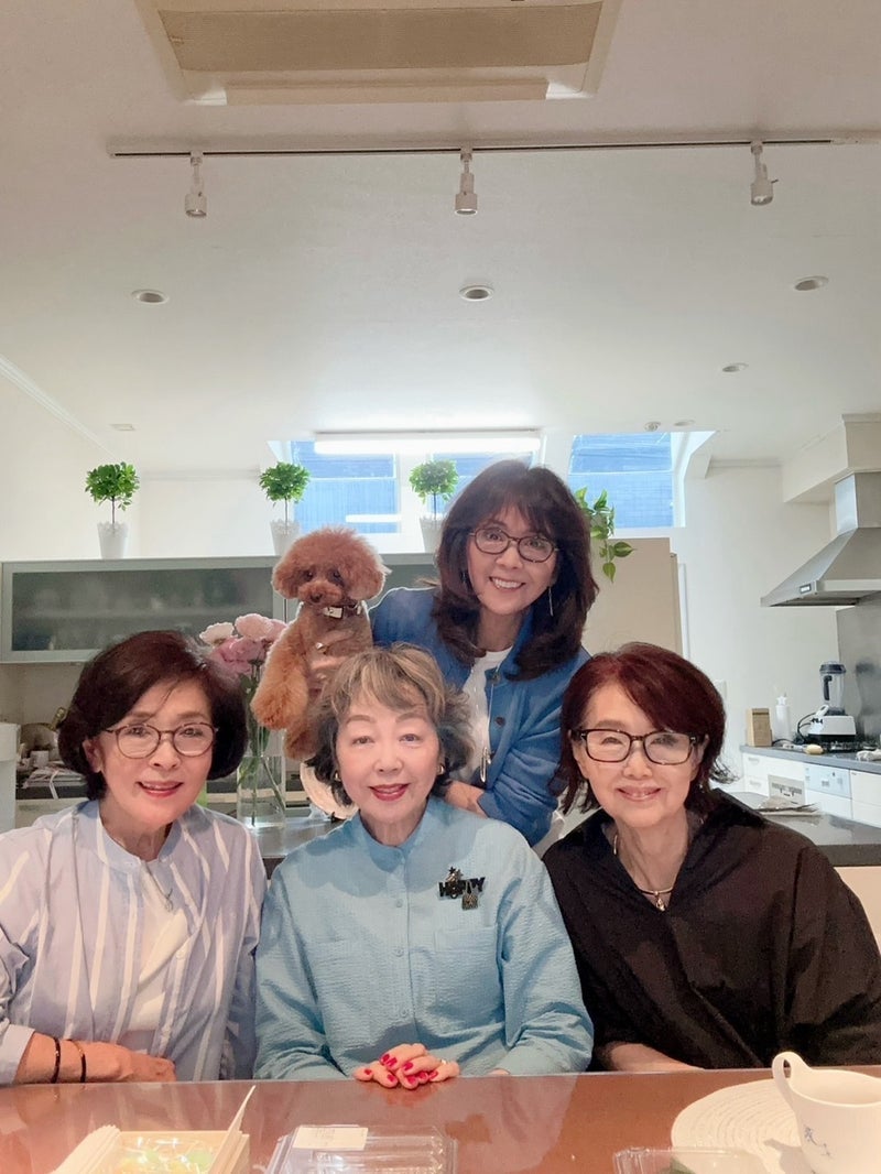 柏木由紀子 同級生との幸せな時間の画像