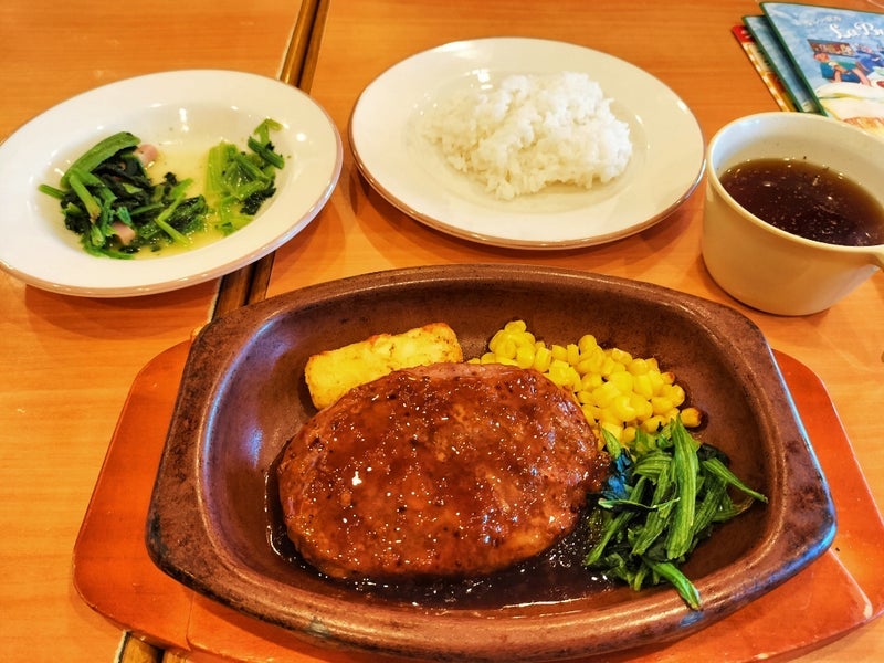 750円で大満足のハンバーグランチの画像