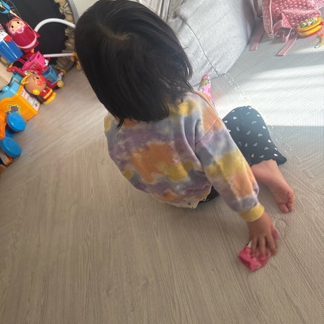 朝から鼻歌を歌っているご機嫌な娘の画像