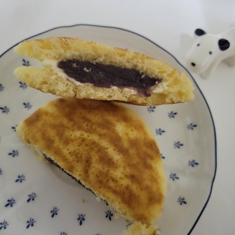 ラス2で買った美味しいバターどら焼きの画像
