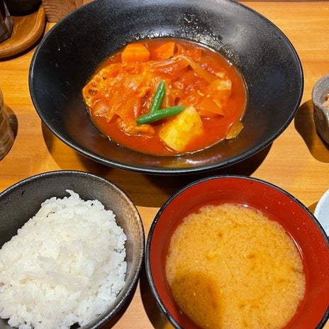 久しぶりの和食屋のトマト煮定食の画像