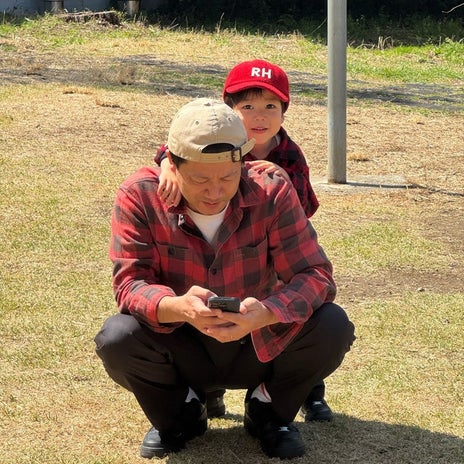 だいた 夫と息子の全力リンクコーデの画像