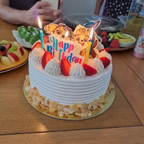 ショックだった娘の誕生日ケーキの画像