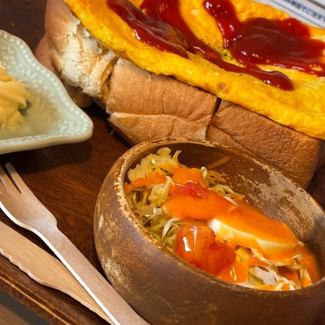 分厚さにびっくりしたモーニングセットの画像