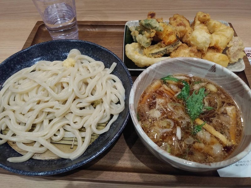 開店したお店のうどん食べ放題の画像