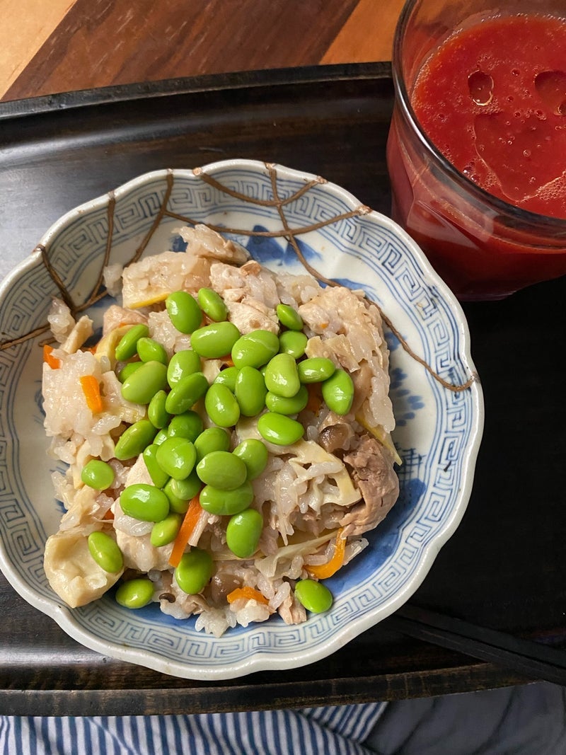 作りおきご飯への枝豆トッピングの画像
