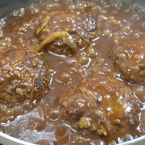 ふわふわに仕上がる煮込みハンバーグの画像
