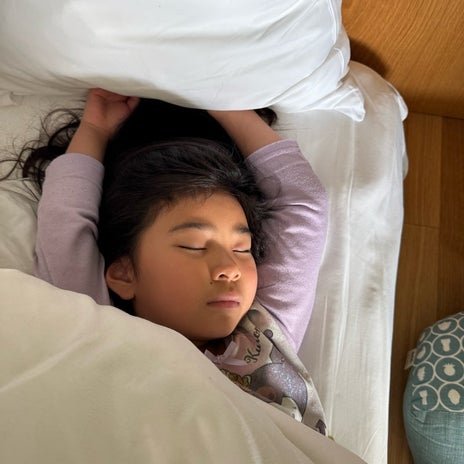 クロ 娘の寝顔を見て改めて思うことの画像