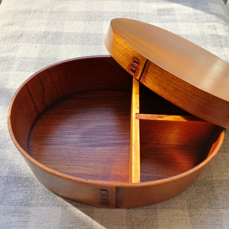 私の趣味で買った長男のお弁当箱の画像