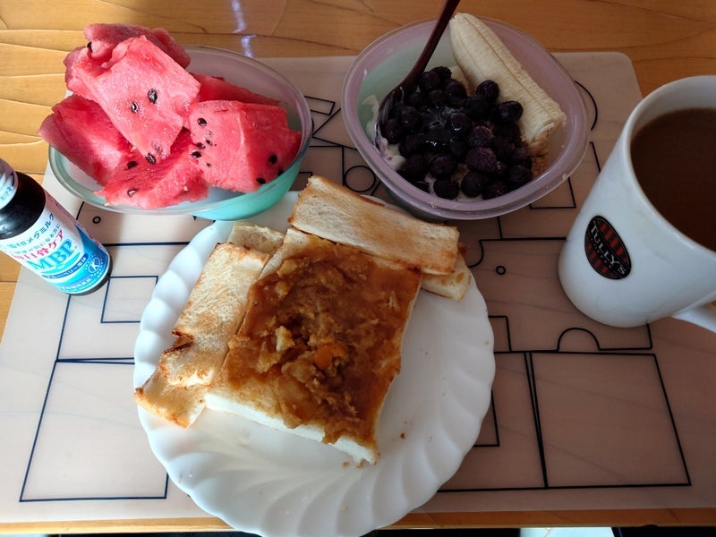 秋野暢子 残り物カレーとトーストの画像