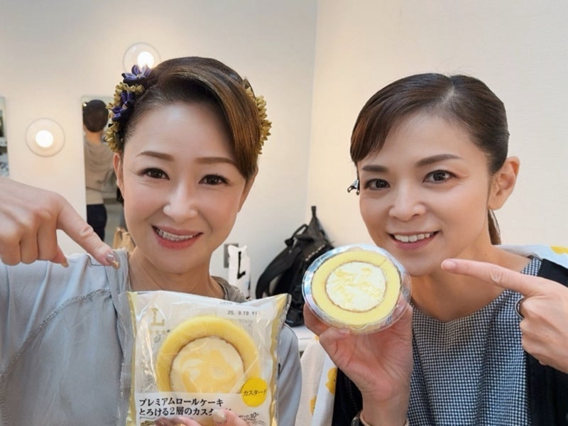 応援団からのロールケーキの差し入れの画像
