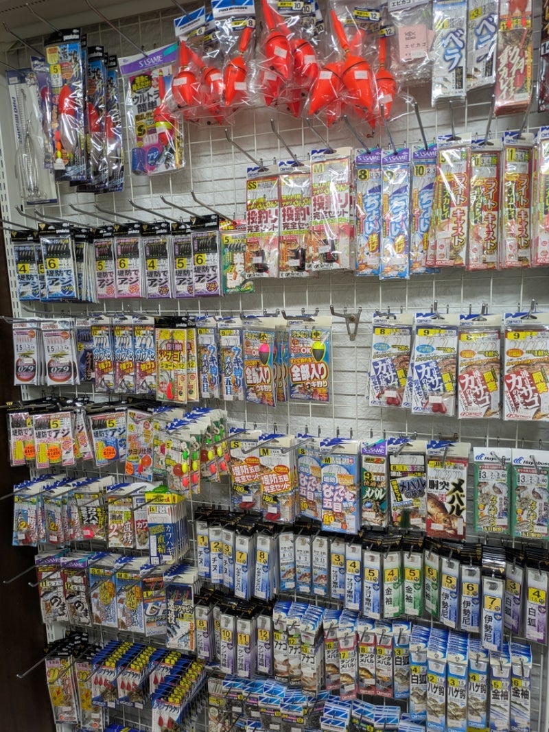 リニューアルで多すぎるエサ釣り用品の画像
