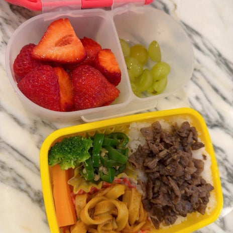 川崎希 長女の彩り豊かなお弁当の画像