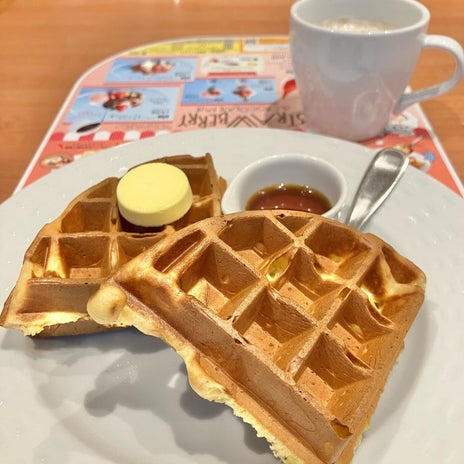 ファミレスの税込429円モーニングの画像