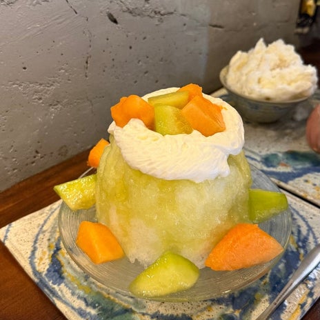産地直送フルーツが美味しいかき氷の画像