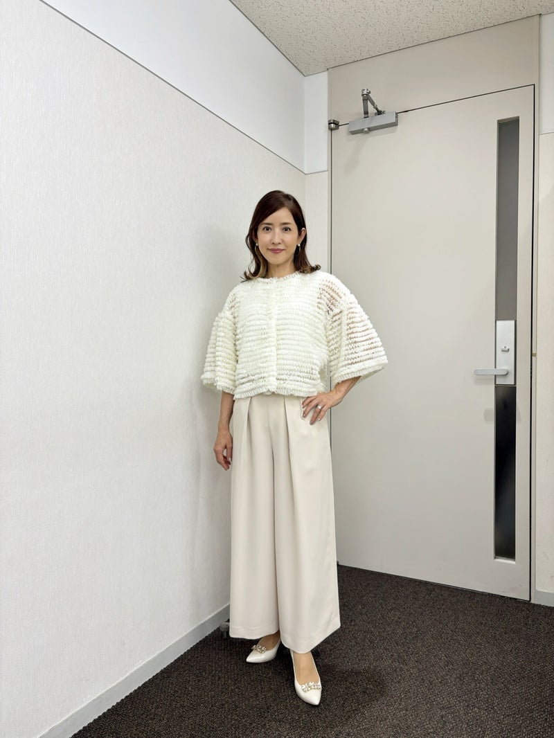 江口ともみ TVタックル用の衣装の画像