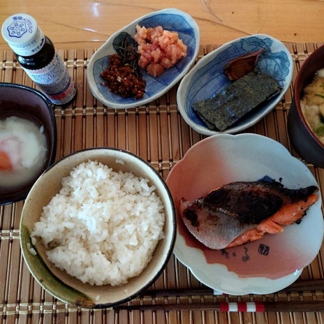 秋野暢子 鮭西京焼きの和朝食の画像