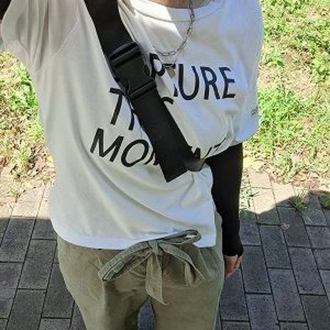 色あせても捨てられないワイドパンツの画像